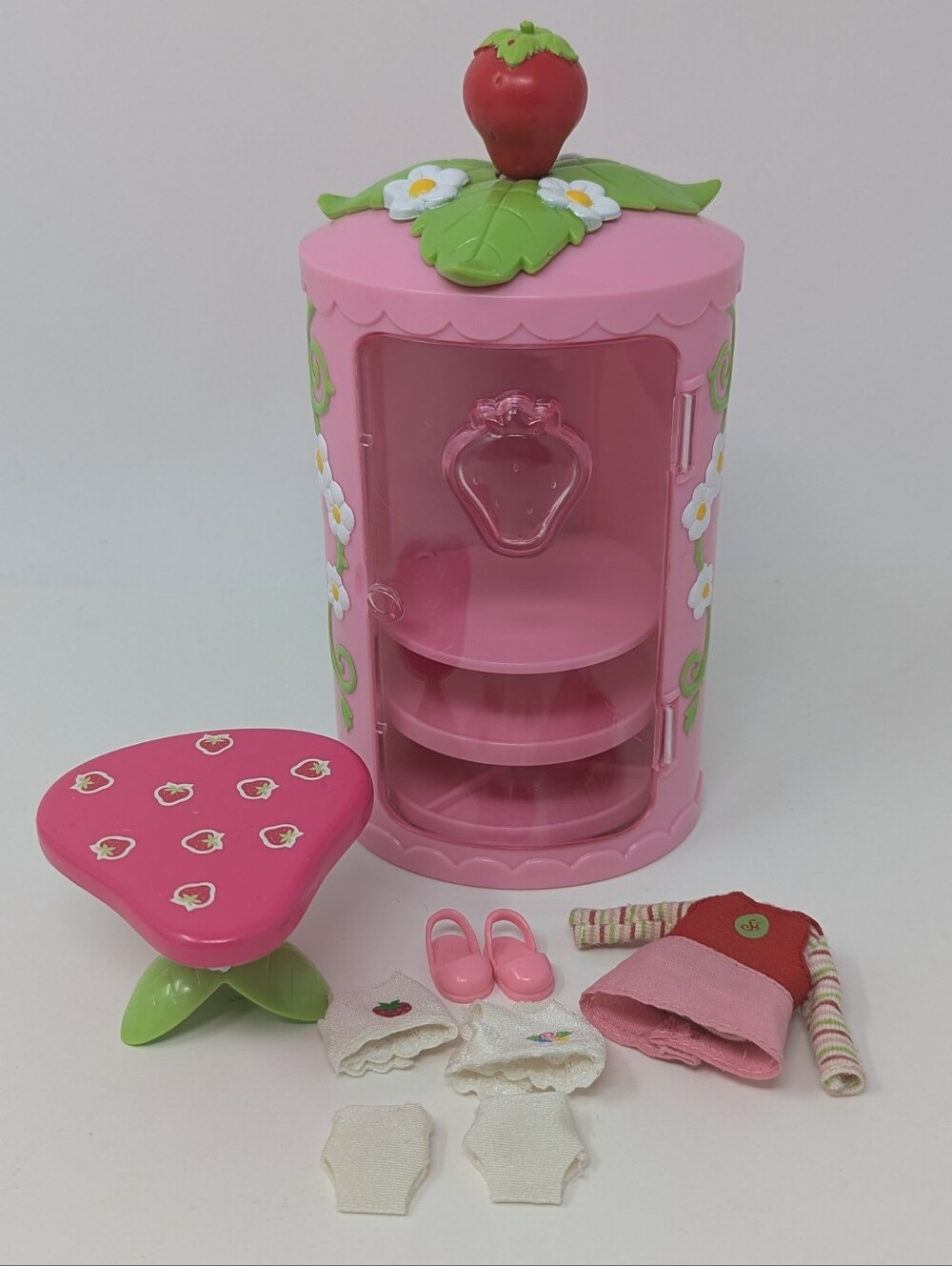 Strawberry Shortcake Bandai Clothes Rotating Wardrobe Table Y2K Vintage